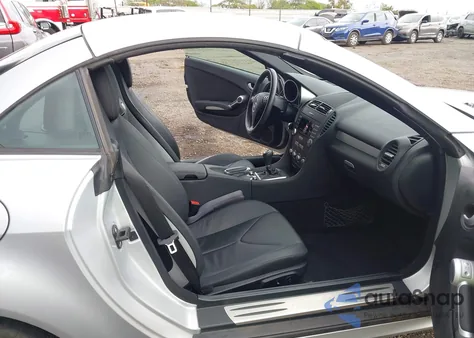 2007 Mercedes-Benz Slk 280 z USA, uszkodzony, nr VIN WDBWK54FX7F146797